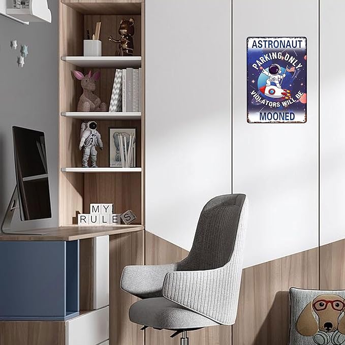 Funny Space Themed Decor Sign-Outer Space Room Decor for Boys,Space Themed Bedroom Space Them Gifts for Boys Decor(Astronaut Parking Only)8x12 Inches