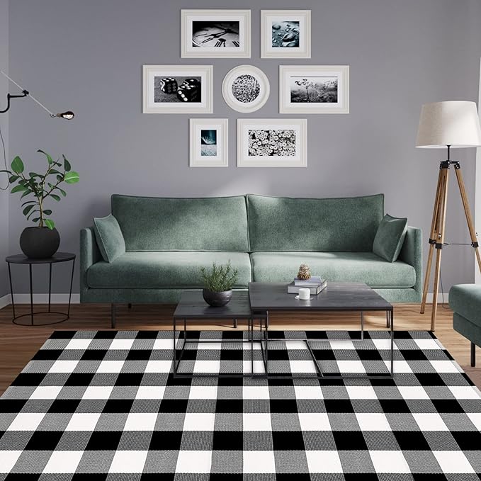 MUBIN Cotton Buffalo Plaid Rug, 4x6 ft Black and White Checked Outdoor Rug Front Door Decorative Mat, Hand-Woven Reversible Foldable Rug for Layered Door Mats Washable Carpet for Front Porch, Entryway