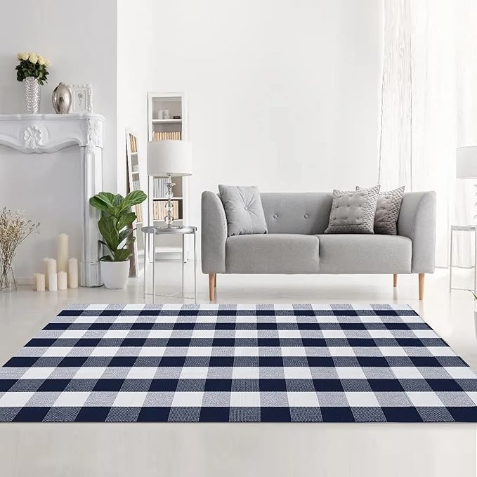 MUBIN Cotton Buffalo Plaid Rug, 4'x6' Navy Blue and White Outdoor Rug Front Door Decorative Mat, Hand-Woven Foldable Rug for Layered Door Mats Washable Carpet for Front Porch, Entryway, Farmhouse