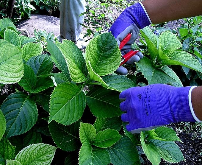 Gardening Gloves for Women and Men - Nitrile Coating for Protection