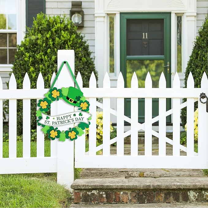Wooden St Patricks Day Wreaths for Front Door Decoration Shamrock Door Sign Wall Signs Clover Spring Decoration, Irish Sign Welcome Hanging for Home Decor Party Outdoor Indoor Supply 3D Glitter