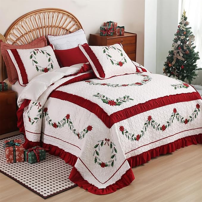 Cmfshape Poinsettia Floral Bedspread with 2 Pillow Shams-Queen Size,Patchwork Red Quilt Set 3 Piece,Christmas Bedding for Kids Women,Lightweight Reversible Bed Coverlet for All Seasons,Queen92 x96