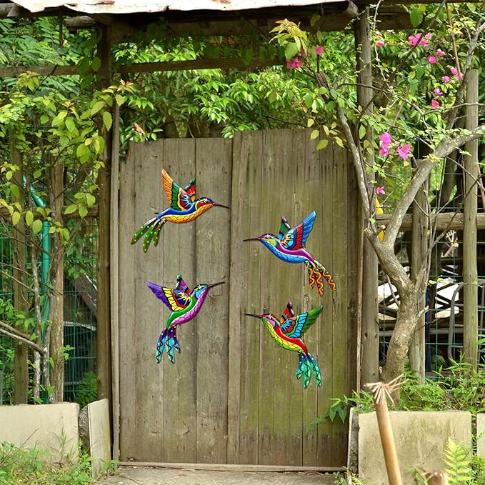ZYP Metal Outdoor Wall Art Decor,3D Colorful Garden Birds Sculpture Outdoor Iron Hanging Decor Ornaments, Metal Hand-made Bird Wall Art Decorations for Fence Patio Balcony Living Room,Hummingbird