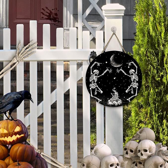 Skull Halloween Front Door Sign Dancing Skeleton Door Hanger Sacry Moon Night Holiday Decor for Porch Halloween Home Party Accessories