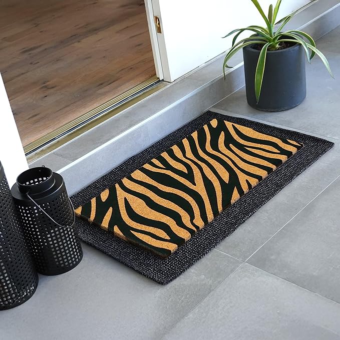 THEODORE MAGNUS Door Mat - Cat Welcome Mat for Front Door with Non-Slip Backing - Durable Doormat - Perfect for Outside Entrance Matt - Outdoor/Indoor - Safari Stride - 17" x 30"