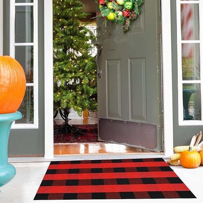 SEEKSEE Cotton Buffalo Plaid Rug 27.5"x43" Black and Red Checked Rug Washable Doormats Indoor Outdoor Rugs for Layered Front Door Mats, Porch, Kitchen, Farmhouse, Entryway