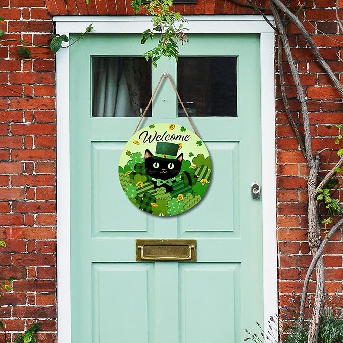 Welcome St. Patrick's Day Green Shamrock Clover Door Sign For Front Door Decor,Black Cat Gold Coins Irish Wooden Sign 12"x 12" Round Wood Hanging Door Sign Decoration for Wall Rustic Decor