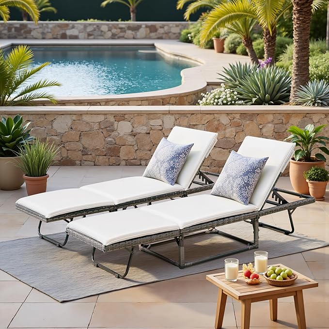 Devoko Lounge Chair Foldable Rattan Chaise Lounge 2-Pack, 5-Angle Adjustable Backrest Patio Chairs for Beach, Patio, Poolside (White)