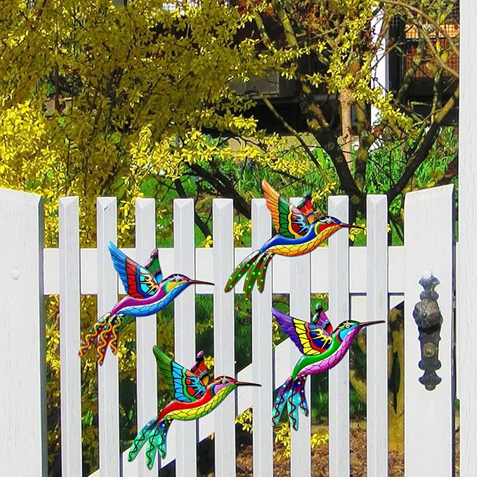 ZYP Metal Outdoor Wall Art Decor,3D Colorful Garden Birds Sculpture Outdoor Iron Hanging Decor Ornaments, Metal Hand-Made Bird Wall Art Decorations for Fence Patio Balcony Living Room,Hummingbird