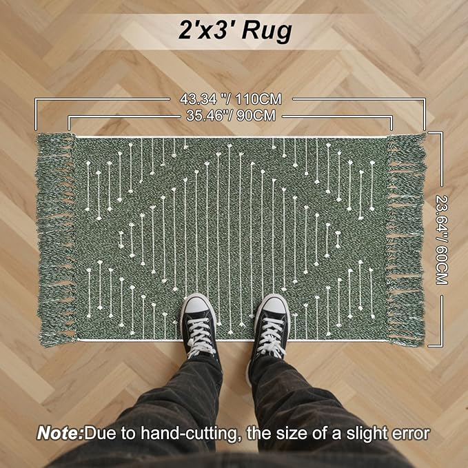 LIVEBOX Boho Green Bathroom Rug, Woven Bath Mat with Tassel Washable Cotton Blend Small Area Rug for Kitchen, Front Door(2'x3')