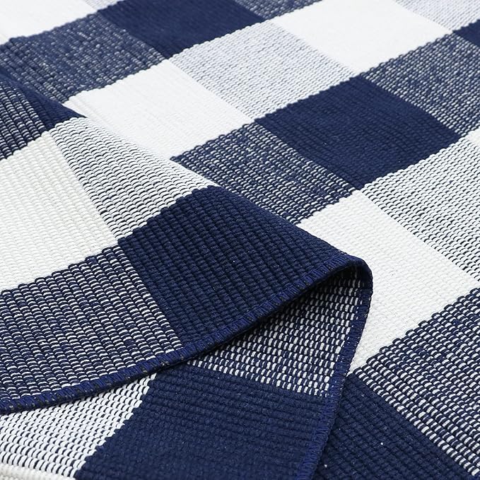 MUBIN Cotton Buffalo Plaid Rug, 3'x5' Navy Blue and White Outdoor Rug Front Door Decorative Mat, Hand-Woven Reversible Foldable Rug for Layered Door Mats Washable Carpet for Front Porch, Entryway