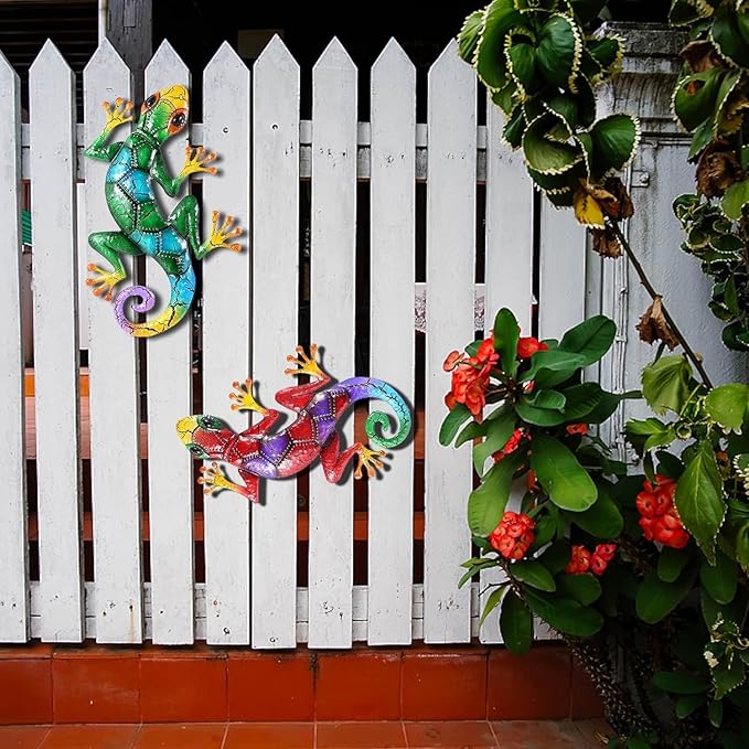 YWHWXB Metal Gecko Wall Decor,Outdoor Hanging Lizard Wall Art,Colorful Metal Lizards Wall Art Decor for Indoor/Outdoor Garden/Balcony/Yard Fence Decoration(16.9 ×10.6 × 0.5 in,Red)
