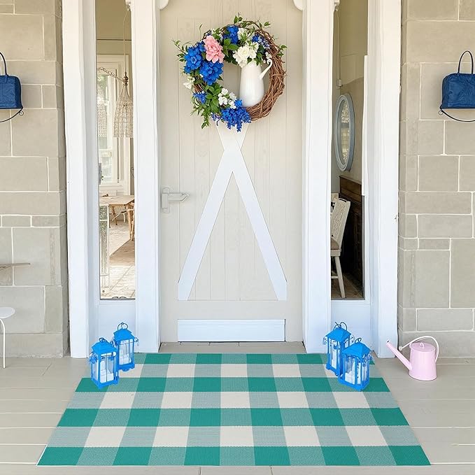 SEEKSEE Buffalo Plaid Outdoor Rug 27.5"x43" Light Blue and White Checkered Area Rug Washable Doormat Cotton Boho Bedroom Rug for Kitchen Entryway Hallway Front Door Farmhouse Living Room