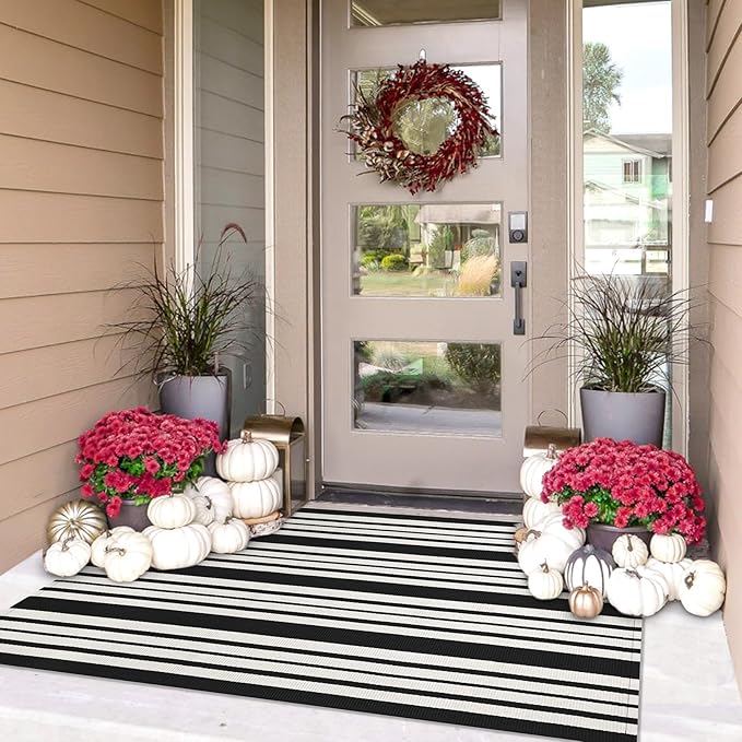 IOHOUZE Black and White Striped Rug 3'x5' Front Door Rugs Outdoor, Washable Area Rug for Front Porch, Spring Summer Doormats Outdoor Indoor, Cotton Rugs for Entryway Porch Entrance