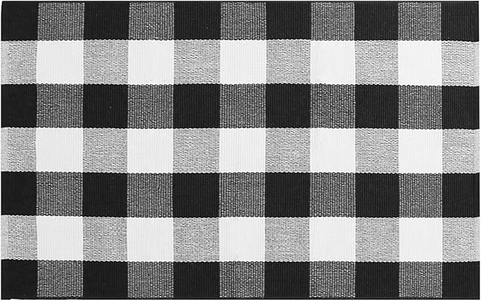 IOHOUZE Buffalo Plaid Checkered Rug 2x3 Ft Front Door Mats, Washable Area Rugs for Front Porch Decor, Spring Summer Welcome Mats Outdoor, Black White Rug for Farmhouse/Entryway/Home Entrance
