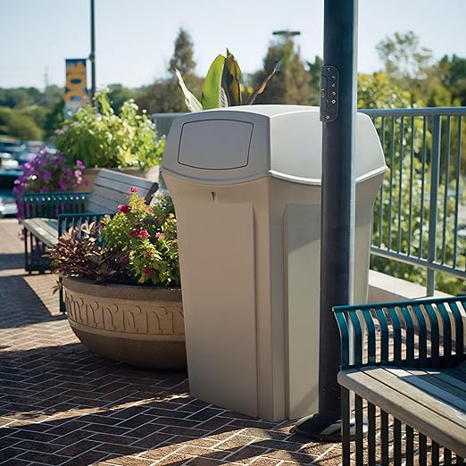 Rubbermaid Commercial Products Ranger Trash Can with 2 Door Lid, 35 GAL, Black Plastic, Outdoor for Stadiums/Parks/Shopping Plazas