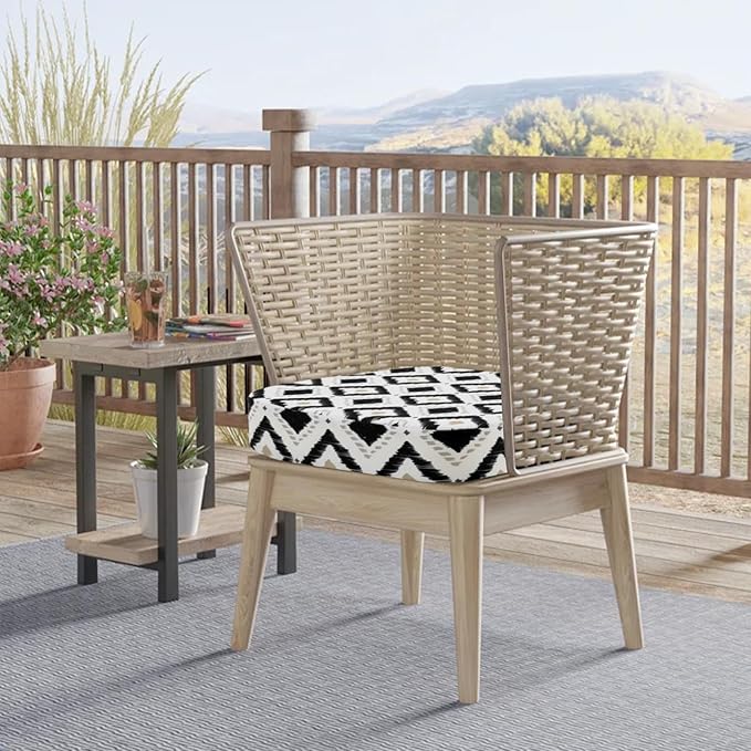 idee-home Outdoor Chair Cushions Set of 4, 19" x 19" x 3" Thick D-Shaped Patio Furniture Outdoor Seat Cushions Waterproof with Ties, Dining Pads