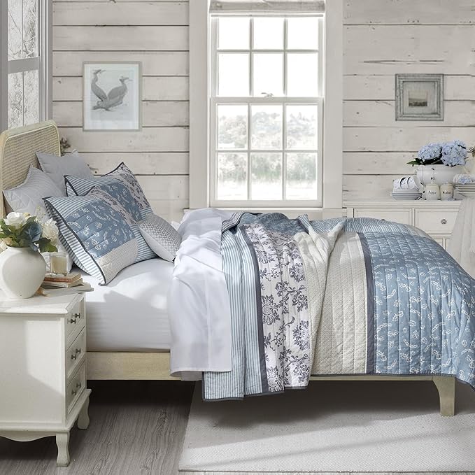 Wonderful 100% Cotton Patchwork Quilt King Size, Blue Beige Floral Stitch Bedding, Farmhouse Reversible Soft Pre-Washed Rustic Coverlet Bedspread for All Season 106"x94"