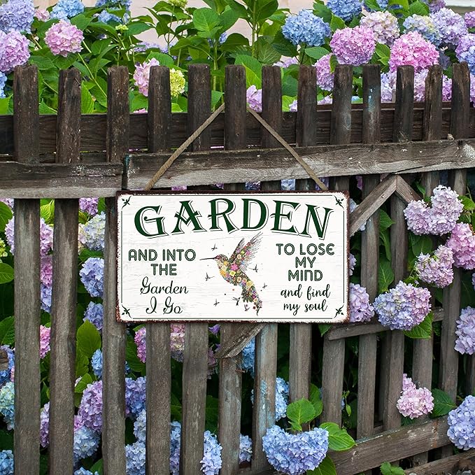 Into The Garden To Lose My Mind Garden Sign - Retro Wooden Hanging Spring Decor for Country Rustic Garage Home Farmhouse Wall Fence Decor Gift for Mothers, Grandmas, and Plant Lovers -A05
