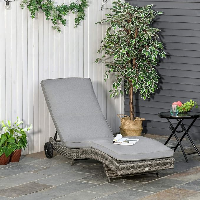 Outsunny Wicker Chaise Lounge Chair Outdoor PE Rattan Cushioned Patio Sun Lounger with 5-Level Adjustable Backrest & Wheels for Easy Movement, Mixed Gray