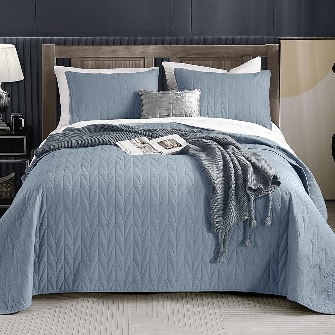 Wonderful 100% Cotton Blue Quilt Set King Size,200 GSM Cotton Fill Comforter,Pre-Washed 3 Piece Ultra Soft Lightweight Bedspread with Pillow Shams,Stitching Geometric Pattern Modern Style