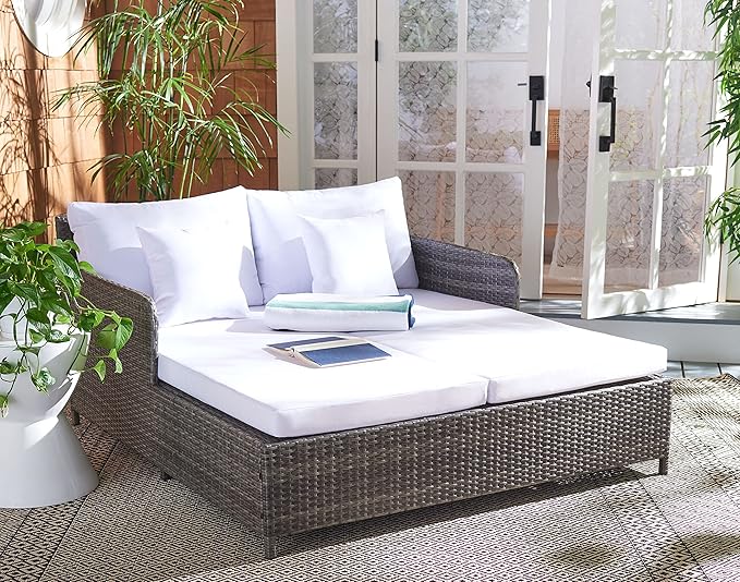 Safavieh Outdoor Collection Cadeo Grey Brown/White Cushion Daybed PAT7500C