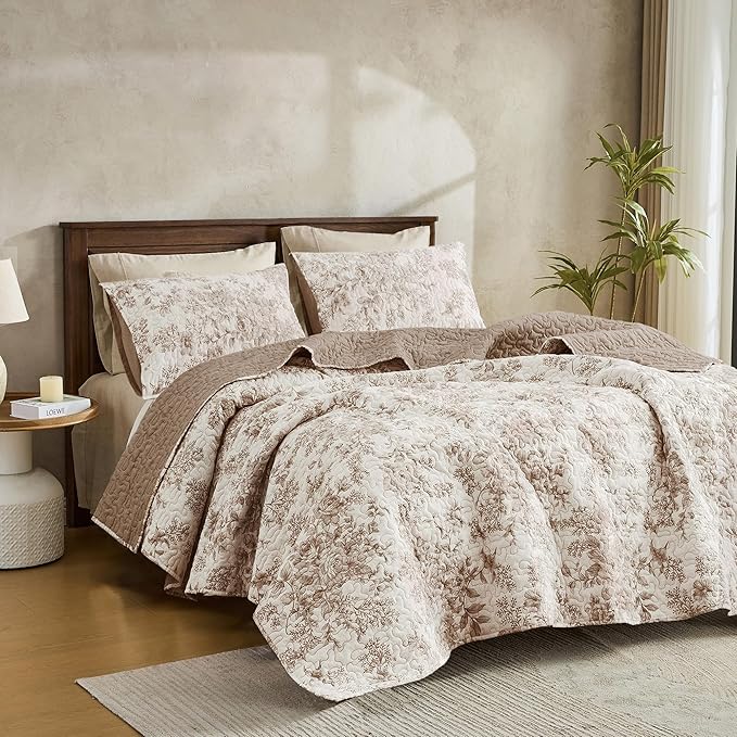 Wonderful Floral Cotton Quilt King Size Stitch Bedding Set, Taupe Lightweight Comforter Cabin Blanket Farmhouse Bedspread with Pillow Shams for All Season