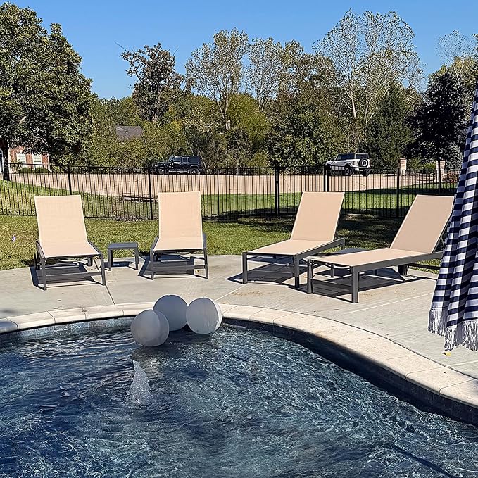 PURPLE LEAF Outdoor Chaise Lounge with Wheels for Outside 4 Pieces Aluminum Patio Lounge Chair with 5 Adjustable Position Recliner for Patio, Beach, Yard, Pool, Side Table Included, Beige
