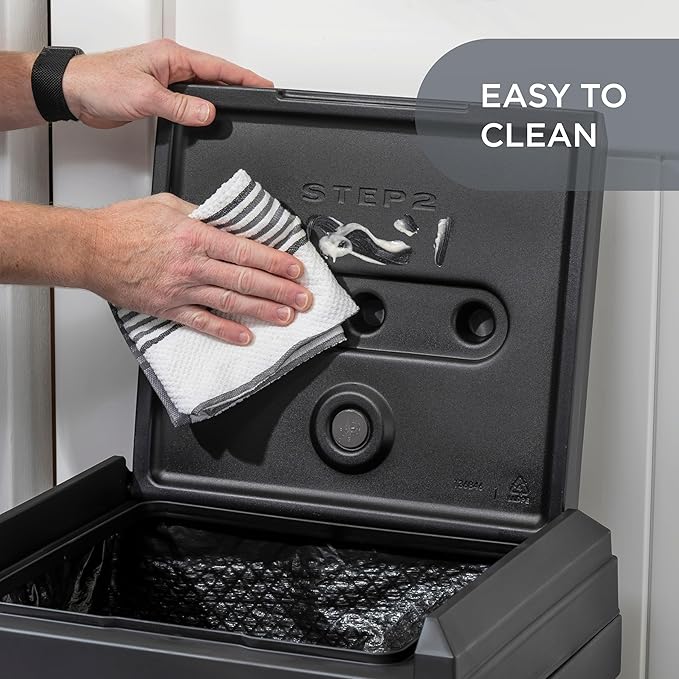 Step2 Atherton Large Garbage Container, Indoor/Outdoor Trash Can with Lid, Weather Resistant, Made of Durable Plastic, Weather-Resistant, Onyx Black