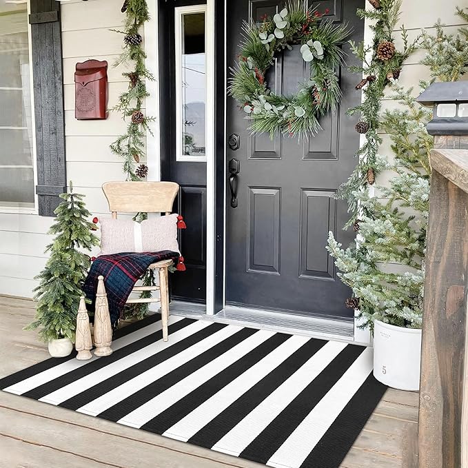 KOZYFLY Black and White Striped Area Rug 3x5 Ft Front Door Rug Hand Woven Cotton Washable Outdoor Doormats Outdoor Entrance Mat for Front Door Kitchen Entryway Patio Front Porch Decor