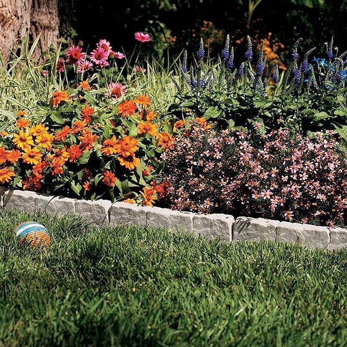 Suncast Interlocking Border Edging - Stone -Like Poly Construction for Garden, Lawn, and Landscape Edging - Water Resistant Border for Containing Trees, Flower Beds and Walkways - Light Taupe -Gray