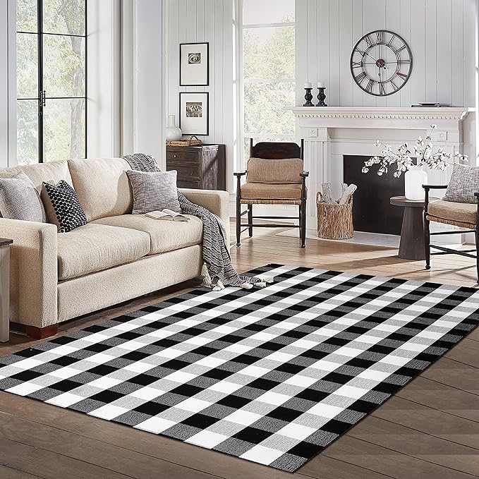 IOHOUZE Buffalo Plaid Rug 5x7 Ft Indoor Outdoor Rug, Washable Rugs for Living Room, Spring Summer Welcome Mats Outdoor, Black White Rug for Farmhouse/Entryway/Home Entrance